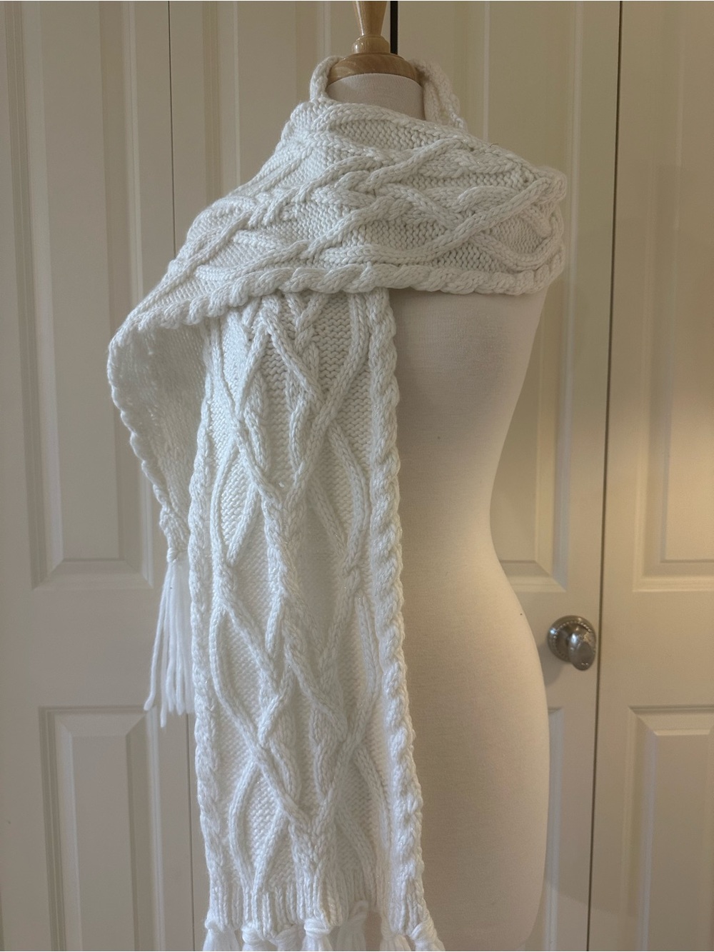 Cozy White Cable Knit Scarf